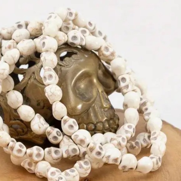 Skull Mala - Picture 7 of 8